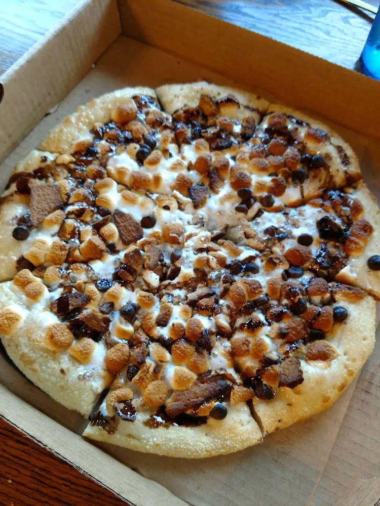 Reeses Pizza